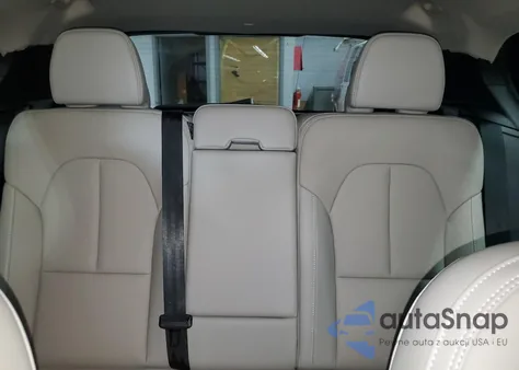 2024 Volvo Xc40 Plus z USA, uszkodzony, nr VIN YV4L12UL9R2354902